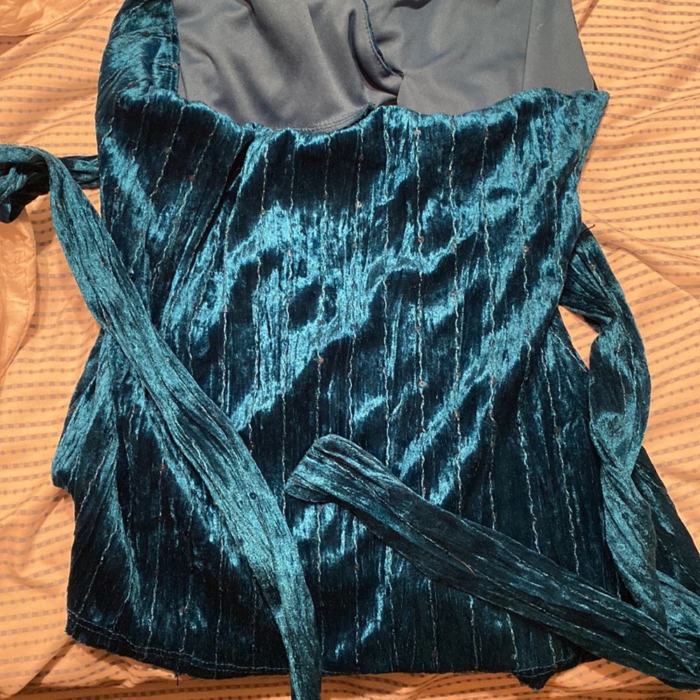 Shirt - Picture 3 of 3